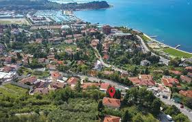 Slowenien ist aufgrund von viele sachen und sehr beliebter urlaubsziel wie zum beispiel eindrucksvolle gebirgslandschaftenim landesinneren und bewaldete. Ferienhaus Portoroz Slowenien Scr025 Novasol