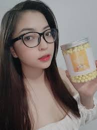 Rò rỉ báo giá quảng cáo của Nhật Lê: Chia tay Quang Hải, cô nàng vẫn kiếm  bộn tiền?