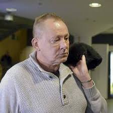 Huumepoliisi, maalla asuva rouva ja jengipomo olivat uskomaton yhdistelmä