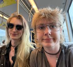 i hope i get to gay marry my gf someday