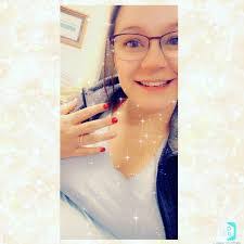 Chloe Devlin's Instagram, Twitter & Facebook