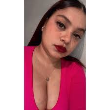 Vanessa Suazo's Instagram, Twitter & Facebook