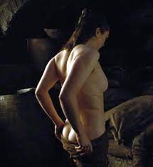 Maisie Williams Nude Photos & Videos