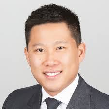 Alex Kuo's Instagram, Twitter & Facebook