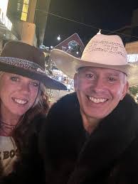 Amanda Crosswhite's Instagram, Twitter & Facebook