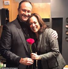 Kamala Harris dated talk show host Montel Williams after his divorce and attended LA gala | Daily Mail Online