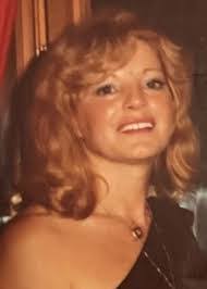 Danielle Fredette's Instagram, Twitter & Facebook