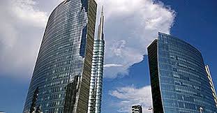 Cel mai inalt bloc de locuinte se numeste pricess tower, are 107 etaje si este construit in dubai, pe un teren de aproape 3.400 mp. Cea Mai InaltÄƒ ClÄƒdire Din Italia 2021