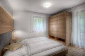Haus gabi has rooms with a tv with satellite channels, a balcony and a seating area. Apartments Haus Gabi St Peter Lajen Lajen 4 Sonnen Ferienwohnungen Groden Dolomiten Sudtirol