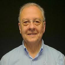 Robbie Liles's Instagram, Twitter & Facebook