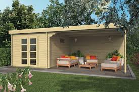 Blokhut Gunnar Met Overkapping 300 425 X 400 X 236 Cm Blokhut Gunnar Met Overkapping In 2020 Backyard Sheds Backyard Small Backyard Design