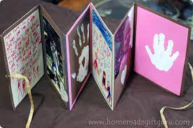 Steps you need to perform to make an accordion card holder step 1: Accordion Card Making Techniques