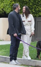 Are ben affleck and ana de armas dating? Ben Affleck And Ana De Armas Break Up After Less Than A Year Of Dating Sports Grind Entertainment