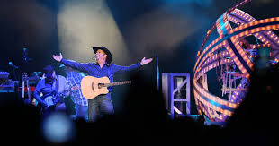 Garth Returns To Midwest For Final Stretch Of World Tour