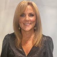 Danielle Bebout's Instagram, Twitter & Facebook