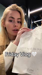 Banana bedtime porridge over bellinis now baby #spendthedaywithme #vlog  #mumvlogger #fridayvlog #fyp