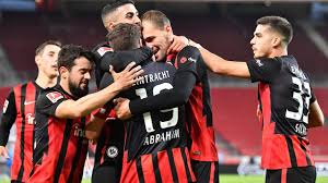Aktuelle nachrichten, transfers, gerüchte, spielberichte, und kommentare zur eintracht gibt es bei sport bild. Eintracht Frankfurt Gehaltsverzicht Bis Saisonende Bundesliga Bild De