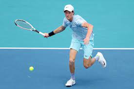 Jannik sinner was born to parents hanspeter sinner (father) and siglinde sinner (mother) and he has a sibling brother marc. Novak Djokovic Marks Italy S Jannik Sinner As Future Champion Daily Sabah