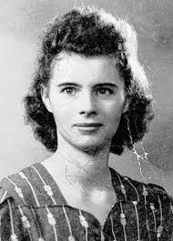 Alice Branham's Instagram, Twitter & Facebook