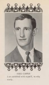 Everett Calhoun's Instagram, Twitter & Facebook