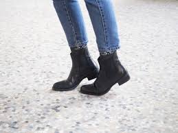 Jonak Shoes Avenue Des Reveries Is Wearing Our Chelsea Boots 068 7220 Boots Chelsea Boots Chelsea