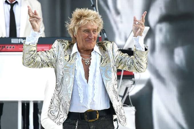 Rod Stewart cancels remaining tour dates after undergoing heart surgery -  National | Globalnews.ca