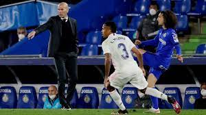Jaime mata (getafe) wins a free kick in the attacking half. Dcl0hveq94sbkm
