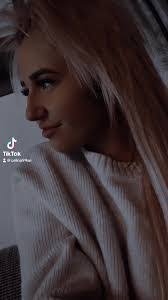 Alexandria Crouse's Instagram, Twitter & Facebook