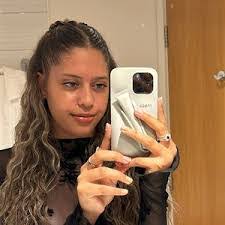 Aaliyah James's Instagram, Twitter & Facebook