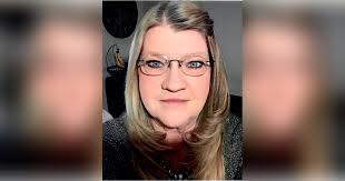 Karen Wix's Instagram, Twitter & Facebook