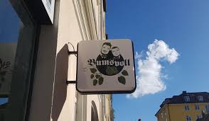 Giesing Hat Was Neues Und Wir Wollen Jetzt Isarwasser Probieren Neue Wege Bar Wasser