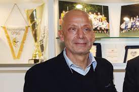 La malattia e la propria umanità. Gianluca Vialli Parla Del Tumore Questa Malattia E Piu Dura Di Quanto Si Possa Sperare