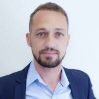 70+ perfiles de «Evandro»