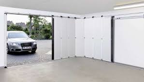 Portao De Garagem Seccionado Lateral Hst Portao De Garagem By Hormann Italia Porta De Garagem Portao De Garagem Portas De Correr Do Celeiro