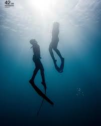 הצבת מטרות כבר כמה חודשים, מאז שחזרתי כאן לעיר השמש, שאנחנו עוברים תהליך עם  קבוצה של נערים מאחד מבתי הספר, כחלק מהפעילות החדשה של עמותת זיו נעורים  באילת. כל שבוע אנחנו נפגשים,