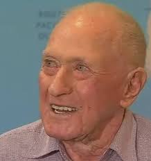 Is this man the world's oldest backpacker? (+video)