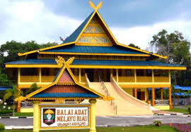 Bagi masyarakat melayu riau, tradisi tepuk tepung tawar atau tepung tawar merupakan simbol untuk mendoakan seseorang karena keberhasilannya. Lam Riau Keluarkan 11 Warkah Soal Corona Cakaplah Berpikir Berbuat Bercakap