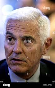 Milton Lutz's Instagram, Twitter & Facebook