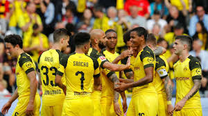 9 matches ended in a draw. Bundesliga Borussia Dortmund Crush Freiburg 4 0 To Stay On Bayern Munich S Heels
