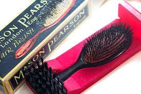 Quel soin pour des cheveux fins et fragiles, secs ou sans volume ? Mason Pearson La Meilleure Brosse A Cheveux Test Juste Sublime