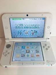 The new nintendo 3ds xl system automatically adjusts the 3d sweet spot based on the location of the user's face. Nintendo 3ds Xl Launch Edition White Pink Handheld System Nintendo 3ds Xl Nintendo Nintendo 3ds