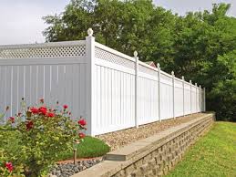 Vinyl Fencing Pros And Cons