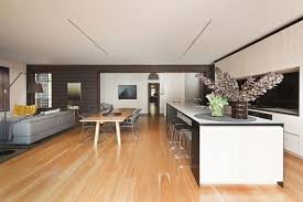 In england ist die doppelte funktion des deutschen wohnzimmers meist auf zwei räume verteilt. Wohnzimmer Und Kuche In Einem Raum Gestaltungsideen Kuchendesign Modern Innenarchitektur Schone Wohnzimmer