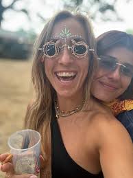 Fusion 🚀 Wie ein parallel Universum. Eine andere Welt. Ein riesiger Techno  Spielplatz für Erwachsene. Keine Ahnung was ich erwartet habe, aber es hat  es um ein vielfaches übertroffen. Ich bin zwar