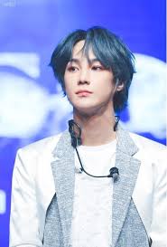 Pin By Esposa De Wooseokie On Ayno Korean Celebrities Korean Idol Kpop Wallpaper