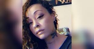 Marissa Bradford's Instagram, Twitter & Facebook