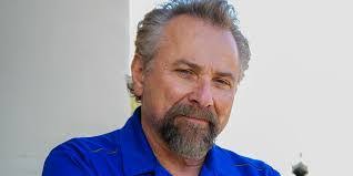 Eddie Robertson's Instagram, Twitter & Facebook