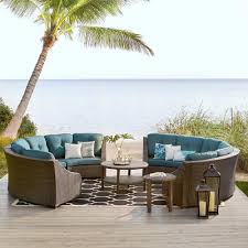 Hampton bayssa yhdistyvät herkullinen ruoka, baari ja kaupungin aurinkoisin terassi. Hampton Bay Torquay Wicker Outdoor Sofa With Charleston Cushions Frs60557ab St The Home Depot Wicker Furniture Wicker Bedroom Wicker Sofa