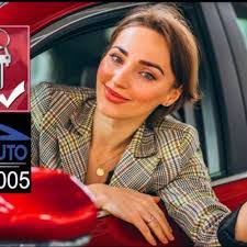 Abelardo Khouri's Instagram, Twitter & Facebook