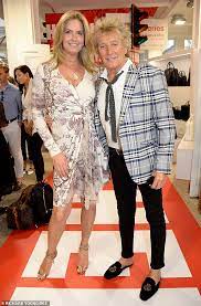 There's women and men alike. Rod Stewart Gushes That Wife Penny Lancaster Is Everything To Him Daily Mail Online